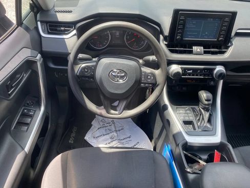 Used 2019 Toyota RAV4 LE w/ All Weather Liner Package AWD/4WD image 10