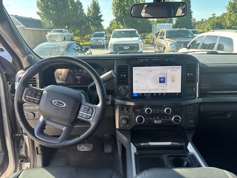 Used 2024 Ford F350 Lariat w/ Lariat Ultimate Package AWD/4WD image 11