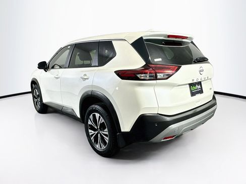 Used 2023 Nissan Rogue SV FWD image 5