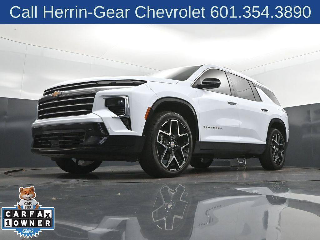 Used 2026 Chevrolet Traverse High Country FWD image 38