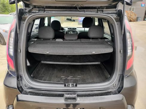 Used 2015 Kia Soul + image 6