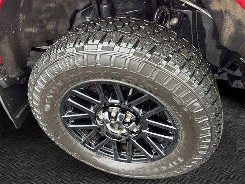 Used 2020 Ford F350 Lariat image 11