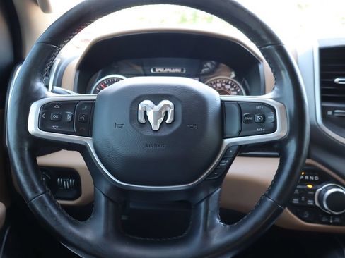 Used 2019 RAM 1500 Big Horn AWD/4WD image 6