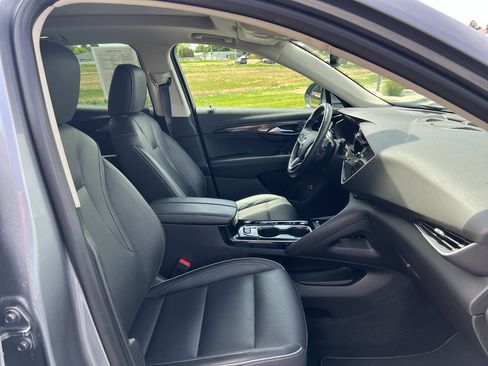 Used 2021 Buick Envision Essence AWD/4WD image 26