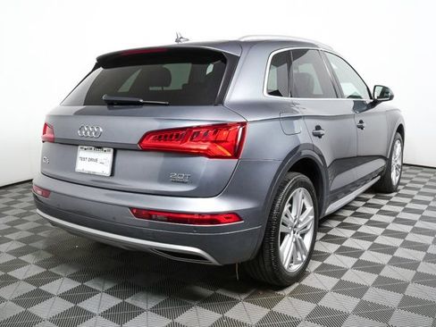 Used 2018 Audi Q5 Prestige image 3