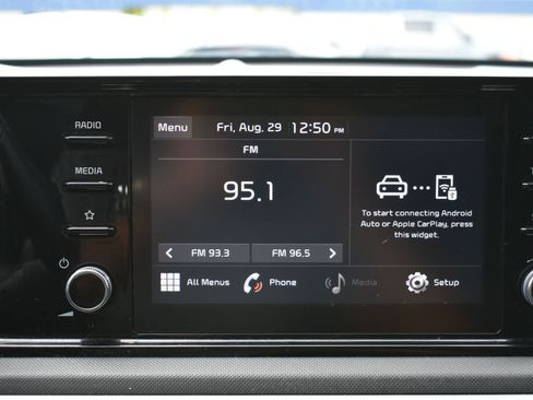 Used 2022 Kia K5 LXS image 18