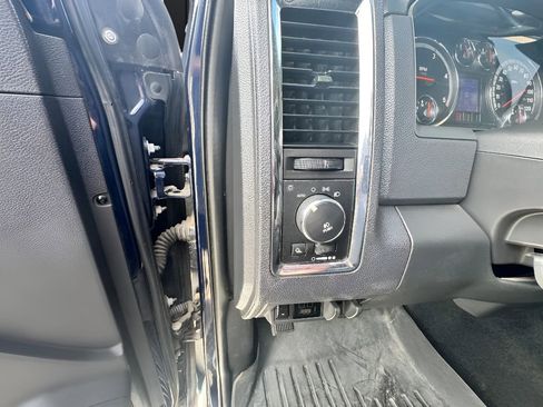 Used 2012 RAM 2500 Laramie w/ Protection Group image 17