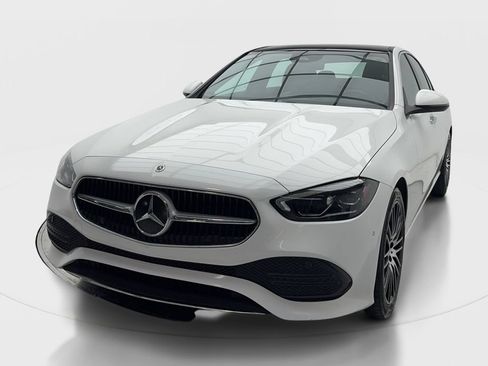 Used 2024 Mercedes-Benz C 300 Sedan image 4