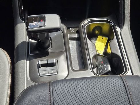 Used 2023 GMC Sierra 1500 AT4 w/ AT4 Premium Package image 23