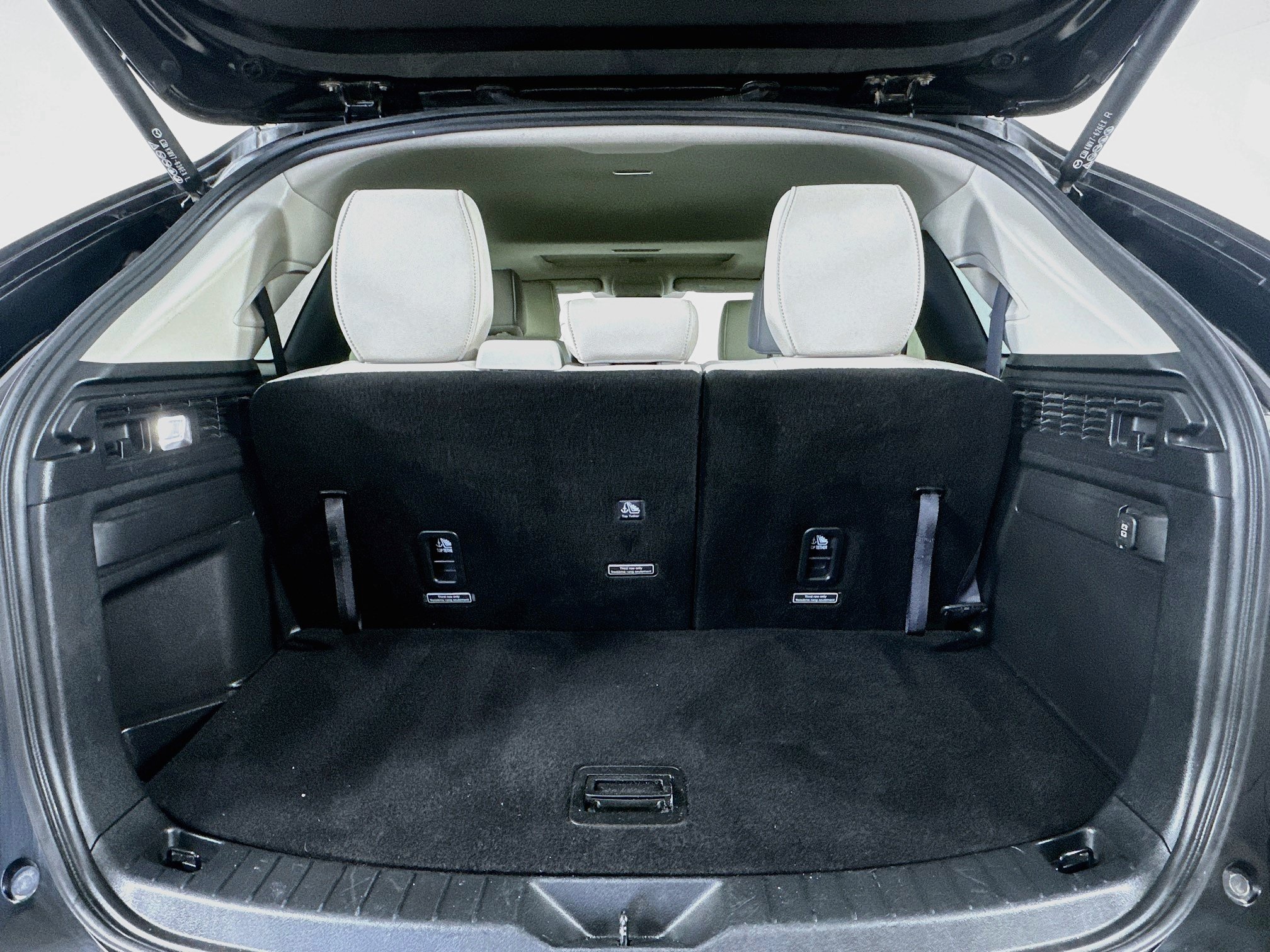 Used 2025 MAZDA CX-90 3.3 Turbo w/ Preferred Package AWD/4WD image 25
