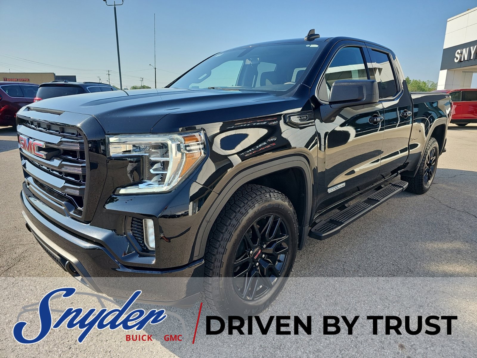 Used 2021 GMC Sierra 1500 Elevation w/ LPO, Elevation Black Package AWD/4WD image 3