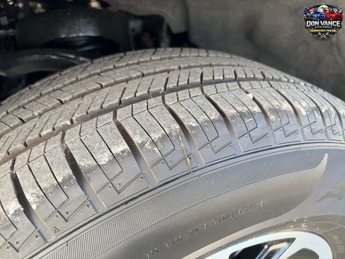 Used 2024 Ford Expedition Max XLT AWD/4WD image 28