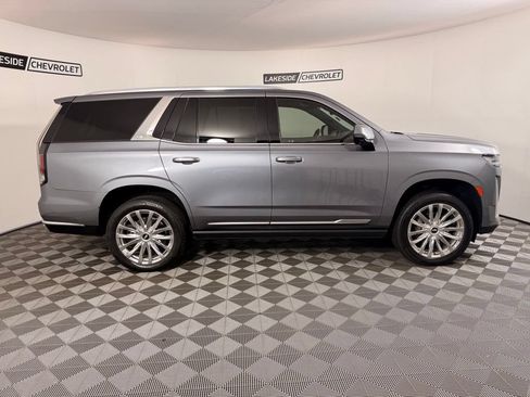 Used 2021 Cadillac Escalade Premium Luxury w/ Driver Assist Tech Package AWD/4WD image 7