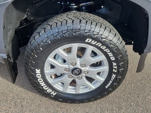 Certified 2024 Toyota Tacoma SR5 image 8