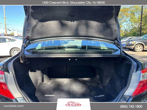 Used 2012 Toyota Camry SE image 22