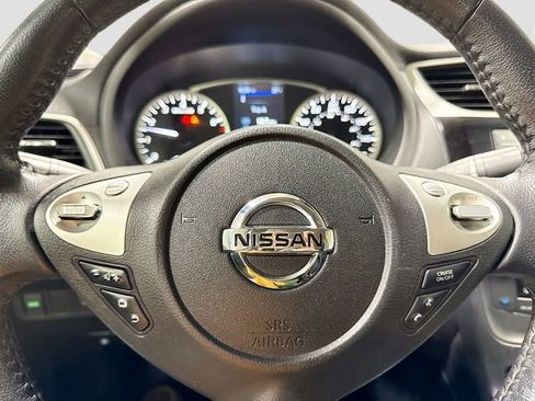 Used 2019 Nissan Sentra SV image 13