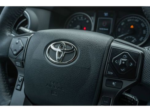 Used 2023 Toyota Tacoma TRD Sport AWD/4WD image 27
