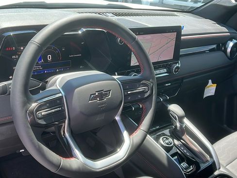 New 2025 Chevrolet Colorado Z71 w/ Technology Package image 18