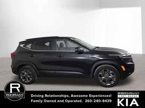 Certified 2024 Kia Seltos S image 5