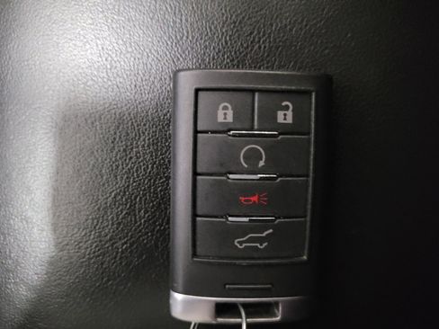 Used 2013 Cadillac SRX Performance w/ Driver Awareness Package image 32