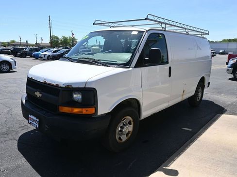 Used 2014 Chevrolet Express 3500 RWD image 7