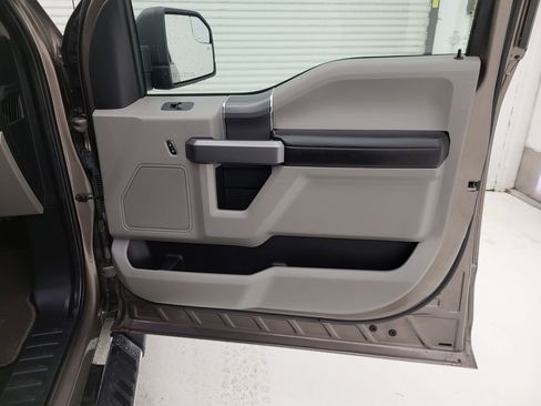 Used 2020 Ford F150 XLT w/ Equipment Group 302A Luxury image 32