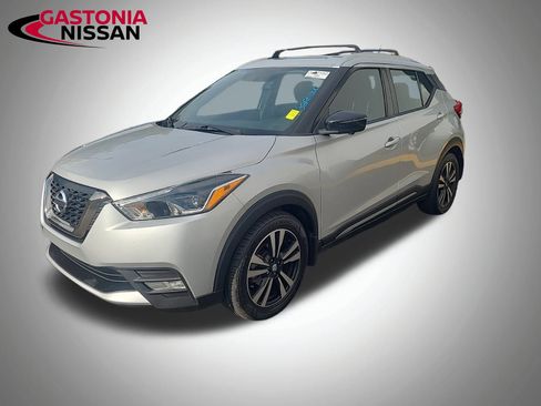 Used 2019 Nissan Kicks SR w/ Interior Electronics Package image 2