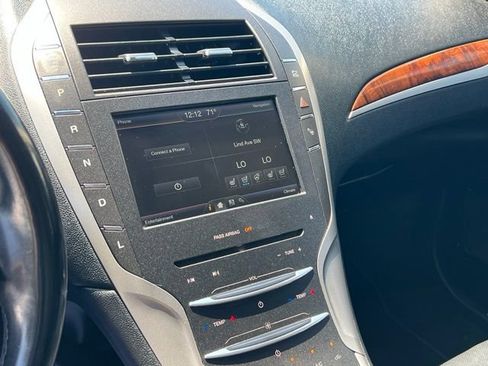 Used 2016 Lincoln MKZ Hybrid w/ Equipment Group 600A Reserve FWD image 17