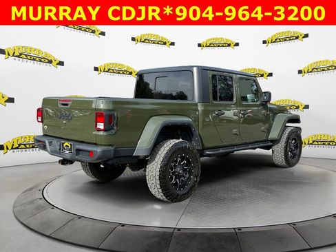 Used 2022 Jeep Gladiator Sport image 5