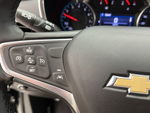 Used 2023 Chevrolet Equinox LT AWD/4WD image 16