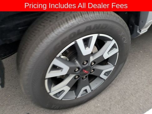 Used 2025 Toyota 4Runner TRD Sport AWD/4WD image 9