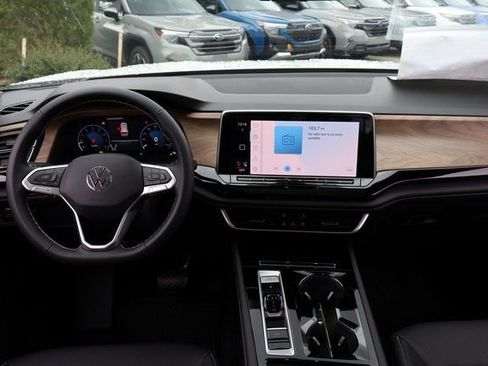 New 2026 Volkswagen Atlas SE image 14