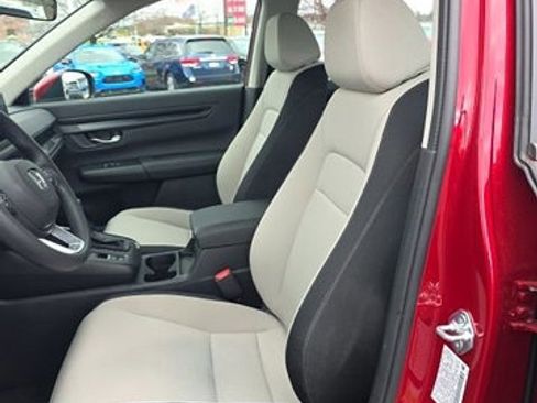 Used 2024 Honda CR-V LX image 24