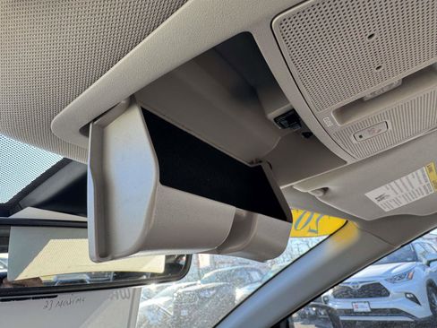 Used 2023 Nissan Maxima Platinum w/ Sport Mat Group image 36