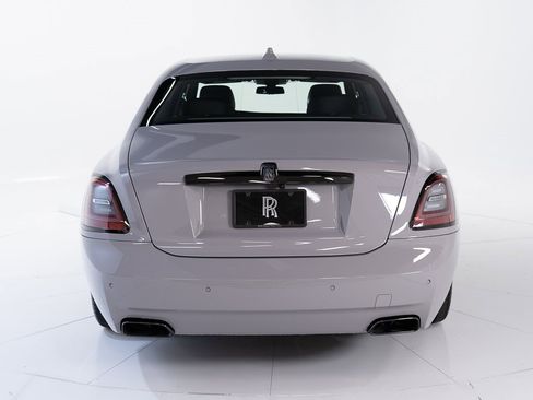 Certified 2024 Rolls-Royce Ghost Black Badge image 4