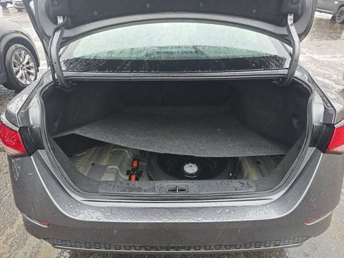 Used 2025 Nissan Sentra SV FWD image 31