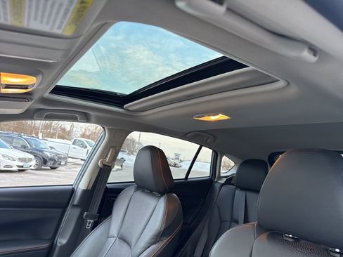 Used 2022 Subaru Crosstrek 2.5i Limited w/ Moonroof Package 1 image 8