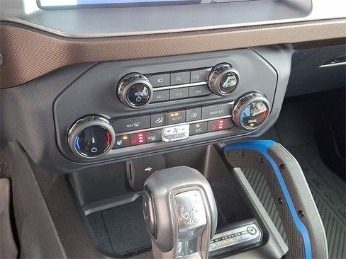 Certified 2022 Ford Bronco Outer Banks image 12