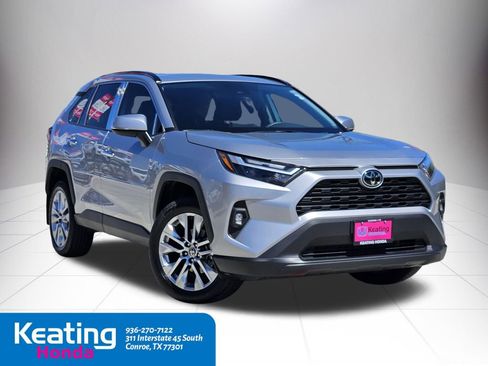 Used 2024 Toyota RAV4 XLE Premium image 3