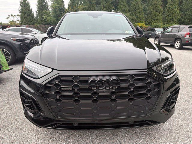Used 2024 Audi Q5 2.0T Premium Plus w/ Premium Plus Package AWD/4WD image 2