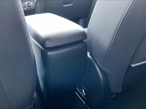 Used 2025 Chevrolet TrailBlazer LT AWD/4WD image 10