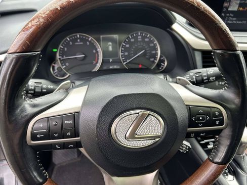 Used 2022 Lexus RX 350L FWD w/ Premium Package image 17