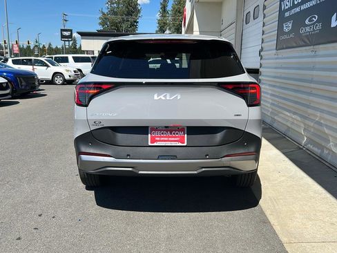 New 2026 Kia Sportage S image 5