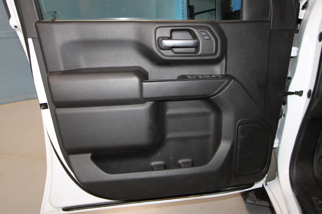 Used 2022 Chevrolet Silverado 2500 W/T w/ WT Convenience Package AWD/4WD image 5