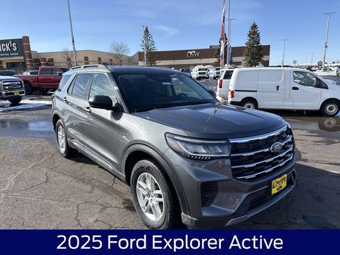 Used 2025 Ford Explorer Active image 5