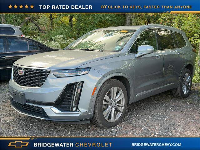 Used 2024 Cadillac XT6 Premium Luxury w/ Technology Package AWD/4WD image 2