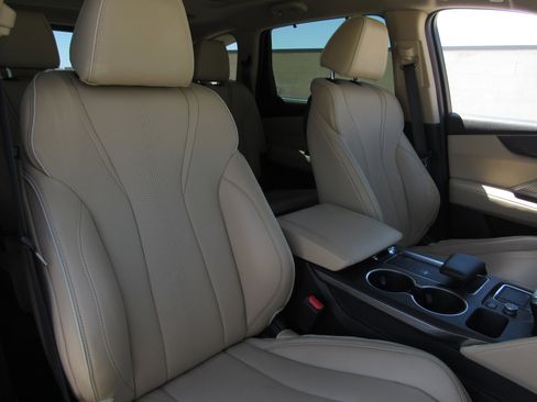 Used 2022 Acura MDX SH-AWD w/ Advance Package image 11