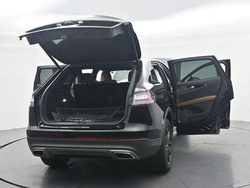 Used 2023 Lincoln Nautilus Reserve w/ Equipment Group 201A AWD/4WD image 44