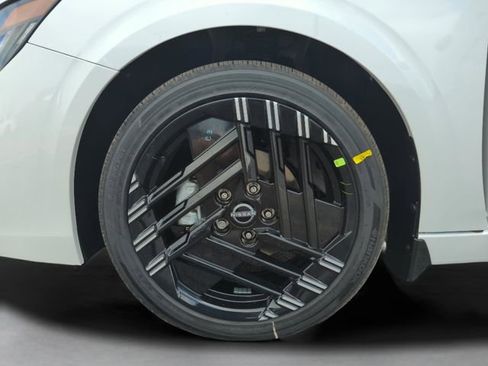 New 2026 Nissan Sentra SR w/ Floor Mat Package FWD image 46
