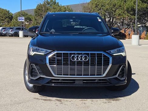 Used 2025 Audi Q3 2.0T Premium image 4